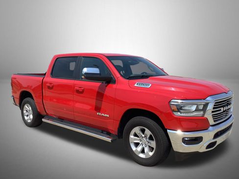 Used 2023 RAM 1500 Laramie AWD/4WD image 4