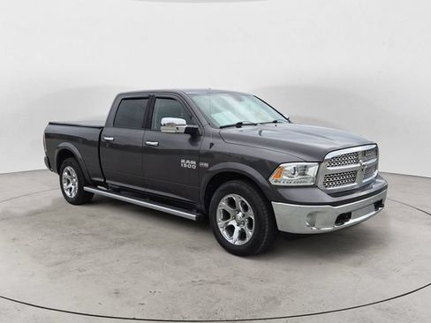 Used 2015 RAM 1500 Laramie w/ Convenience Group AWD/4WD image 3