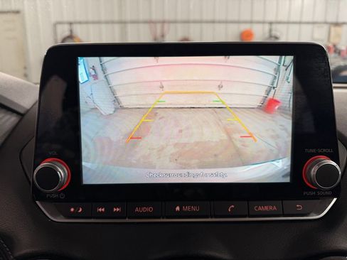 Used 2021 Nissan Sentra SV image 21