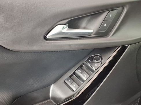 Used 2025 Chevrolet Equinox LT image 14