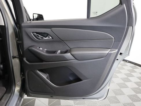 Used 2018 Chevrolet Traverse LT FWD image 22