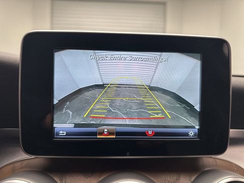 Used 2017 Mercedes-Benz C 300 Sedan image 22