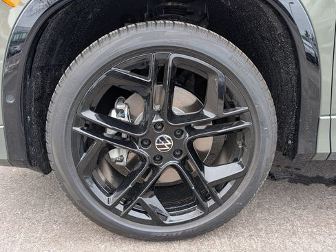 New 2026 Volkswagen Tiguan SE R-Line AWD/4WD image 5