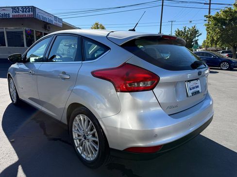 Used 2018 Ford Focus Electric Hatchback FWD image 11