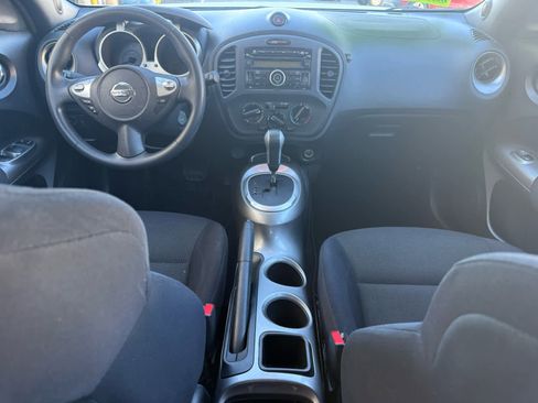 Used 2014 Nissan Juke S FWD image 14