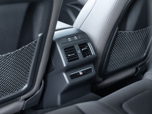 Certified 2025 Audi Q5 Premium w/ Premium Plus AWD/4WD image 26
