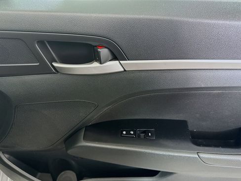 Used 2019 Hyundai Elantra SEL w/ Cargo Package image 30