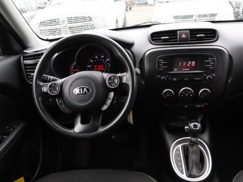 Used 2014 Kia Soul + w/ UVO w/Eservices Package image 9