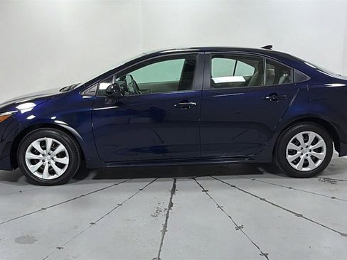 Certified 2025 Toyota Corolla LE image 8