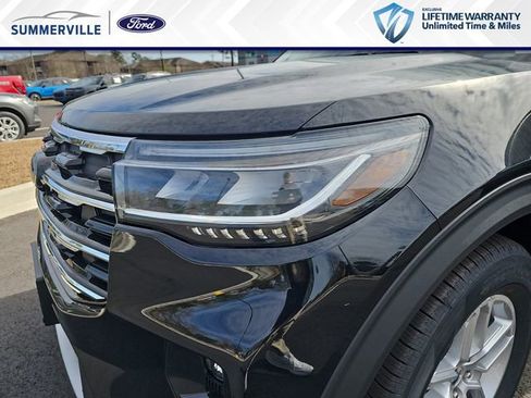 New 2026 Ford Explorer Active RWD image 33