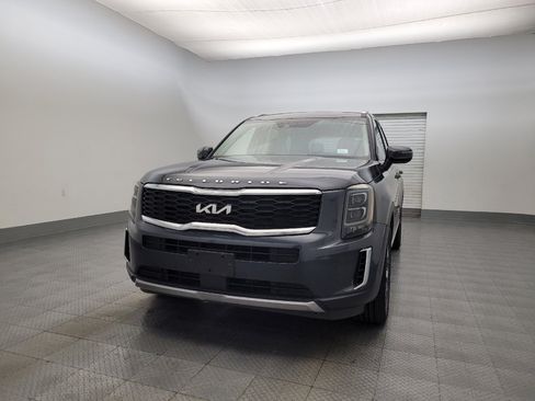 Used 2022 Kia Telluride EX w/ EX Premium Package image 15