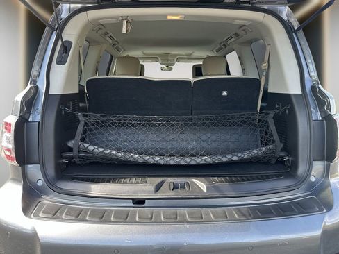 Used 2019 Nissan Armada Platinum w/ Captain's Chairs Package RWD image 11