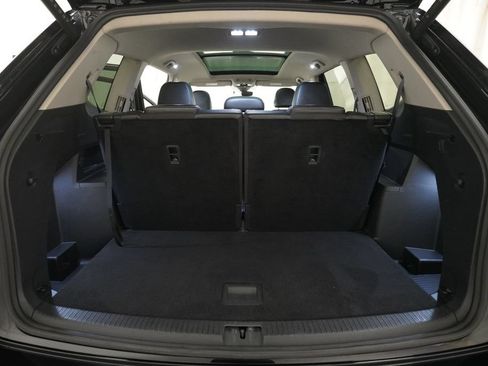 Used 2024 Volkswagen Atlas SE AWD/4WD image 10