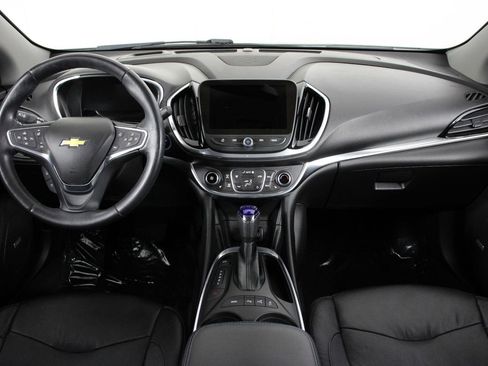 Used 2018 Chevrolet Volt Premier w/ Driver Confidence Package image 11