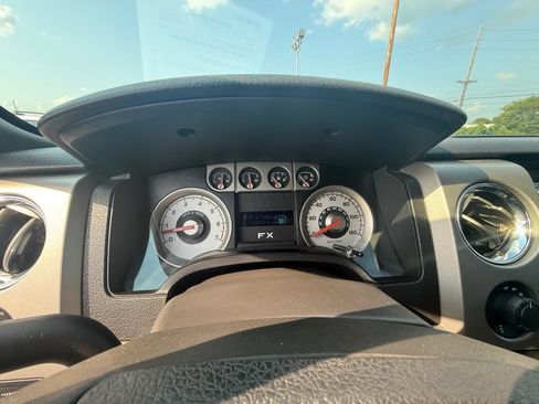 Used 2010 Ford F150 Lariat AWD/4WD image 19