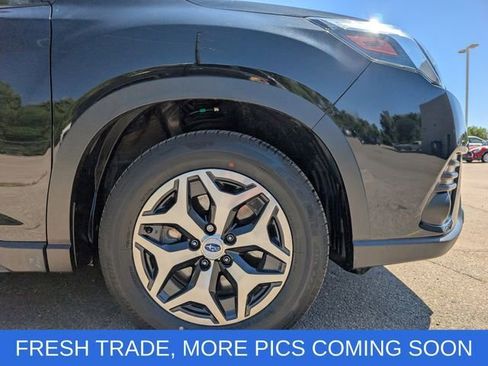 Certified 2023 Subaru Forester Premium AWD/4WD image 9
