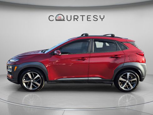 Used 2021 Hyundai Kona Limited FWD image 2
