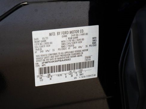 Used 2023 Ford Edge Titanium image 29