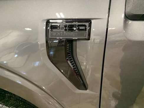 New 2025 Ford F150 Lariat w/ Equipment Group 501A Mid image 12