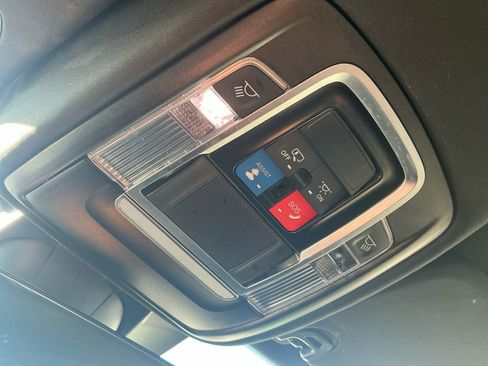 Used 2024 RAM 1500 Laramie image 27