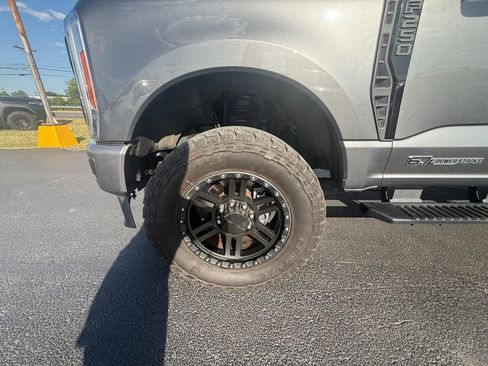 Used 2023 Ford F250 Lariat w/ Lariat Ultimate Package image 10