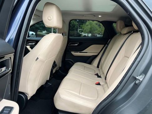 Used 2017 Jaguar F-PACE Premium AWD/4WD image 16
