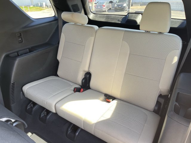 Used 2023 Chevrolet Traverse LS w/ Safety Package FWD image 22