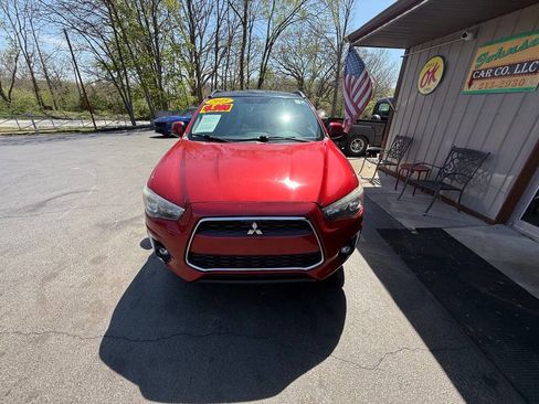 Used 2015 Mitsubishi Outlander Sport SE image 3