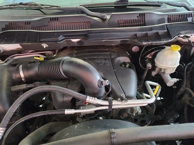 Used 2014 RAM 1500 Express AWD/4WD image 32