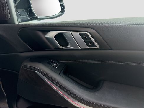 Used 2023 BMW X5 sDrive40i w/ Premium Package RWD image 31