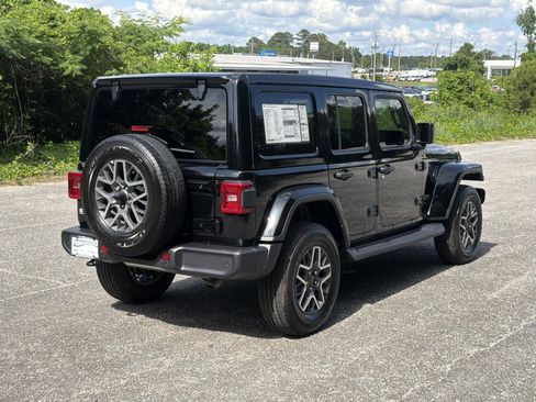 New 2025 Jeep Wrangler Unlimited Sahara AWD/4WD image 45