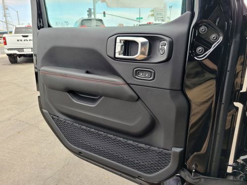 New 2026 Jeep Gladiator Rubicon image 18