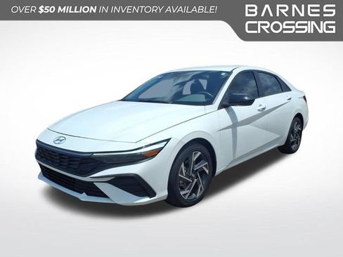 Used 2025 Hyundai Elantra Sport FWD image 1