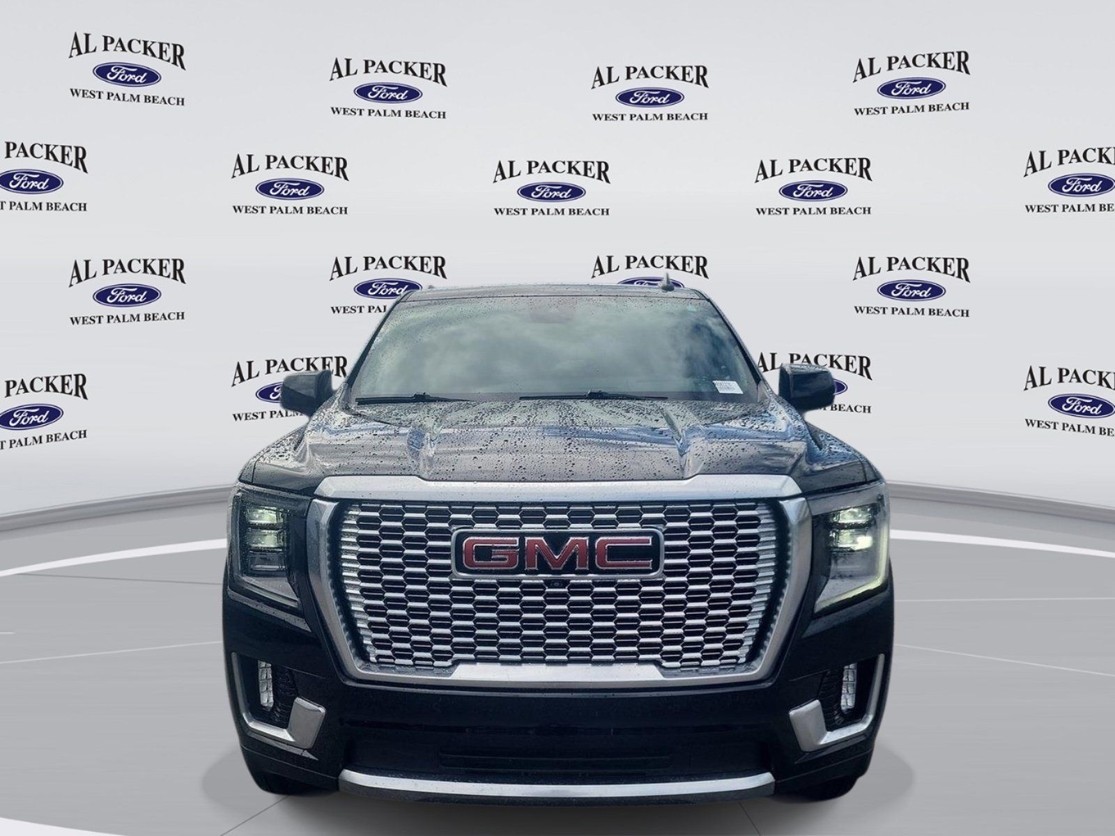 Used 2024 GMC Yukon XL Denali AWD/4WD image 8