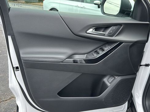 New 2026 Chevrolet Equinox LT w/ Convenience Package II image 14