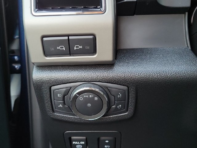Used 2020 Ford F150 Lariat w/ Equipment Group 501A Mid RWD image 13