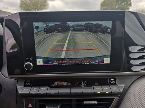 Used 2026 Toyota Camry SE w/ Convenience Package image 22