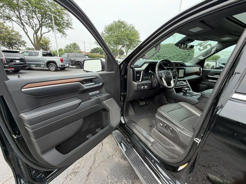 Certified 2024 GMC Sierra 1500 Denali w/ Technology Package AWD/4WD image 19