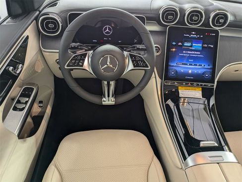 New 2026 Mercedes-Benz GLC 300 image 8