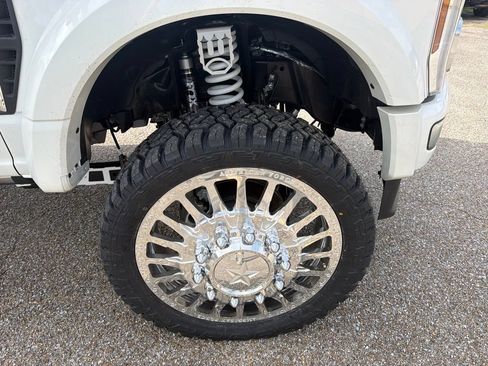 Used 2026 Ford F450 Platinum w/ Platinum Plus Package AWD/4WD image 13
