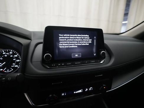 Certified 2026 Nissan Rogue SV image 6