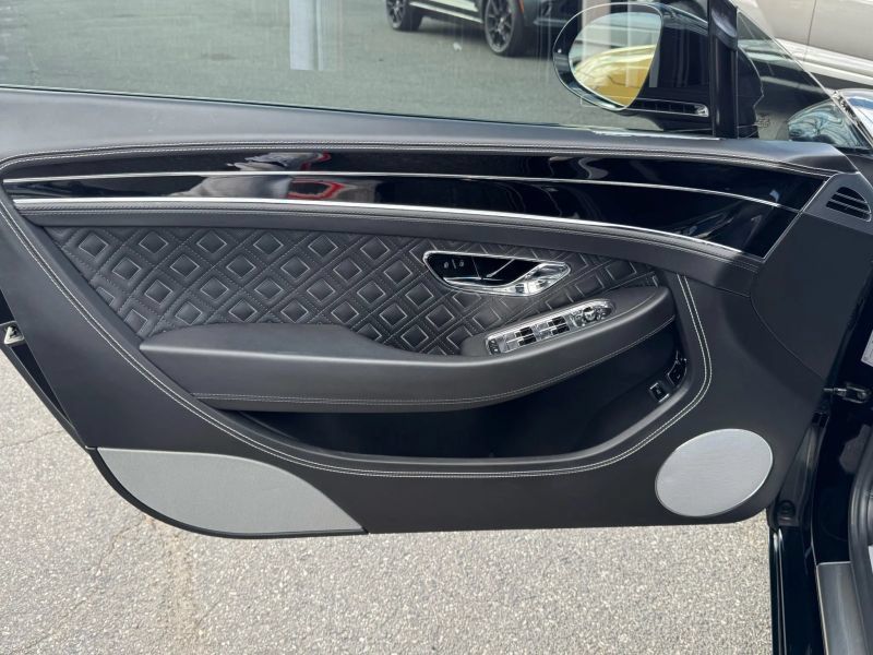 Used 2022 Bentley Continental GT AWD/4WD image 8