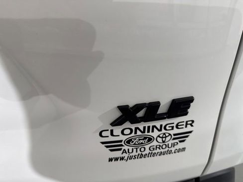 Used 2023 Toyota RAV4 XLE w/ Convenience Package FWD image 10
