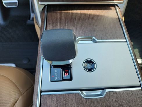 New 2026 Land Rover Range Rover SE AWD/4WD image 16
