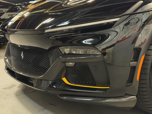 Used 2024 Ferrari Purosangue image 18