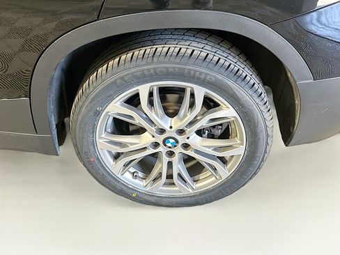 Used 2022 BMW X2 sDrive28i w/ Convenience Package FWD image 11
