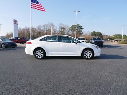 Used 2025 Toyota Corolla LE