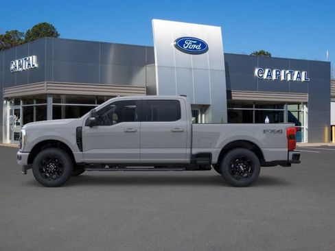 New 2026 Ford F250 Lariat w/ Black Appearance Package AWD/4WD image 3