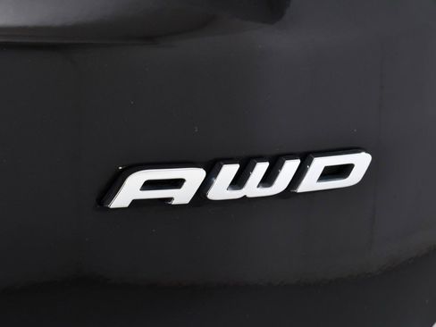 Used 2024 Ford Edge SEL w/ Convenience Package image 21