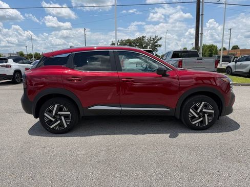 Used 2026 Nissan Kicks SV FWD image 6